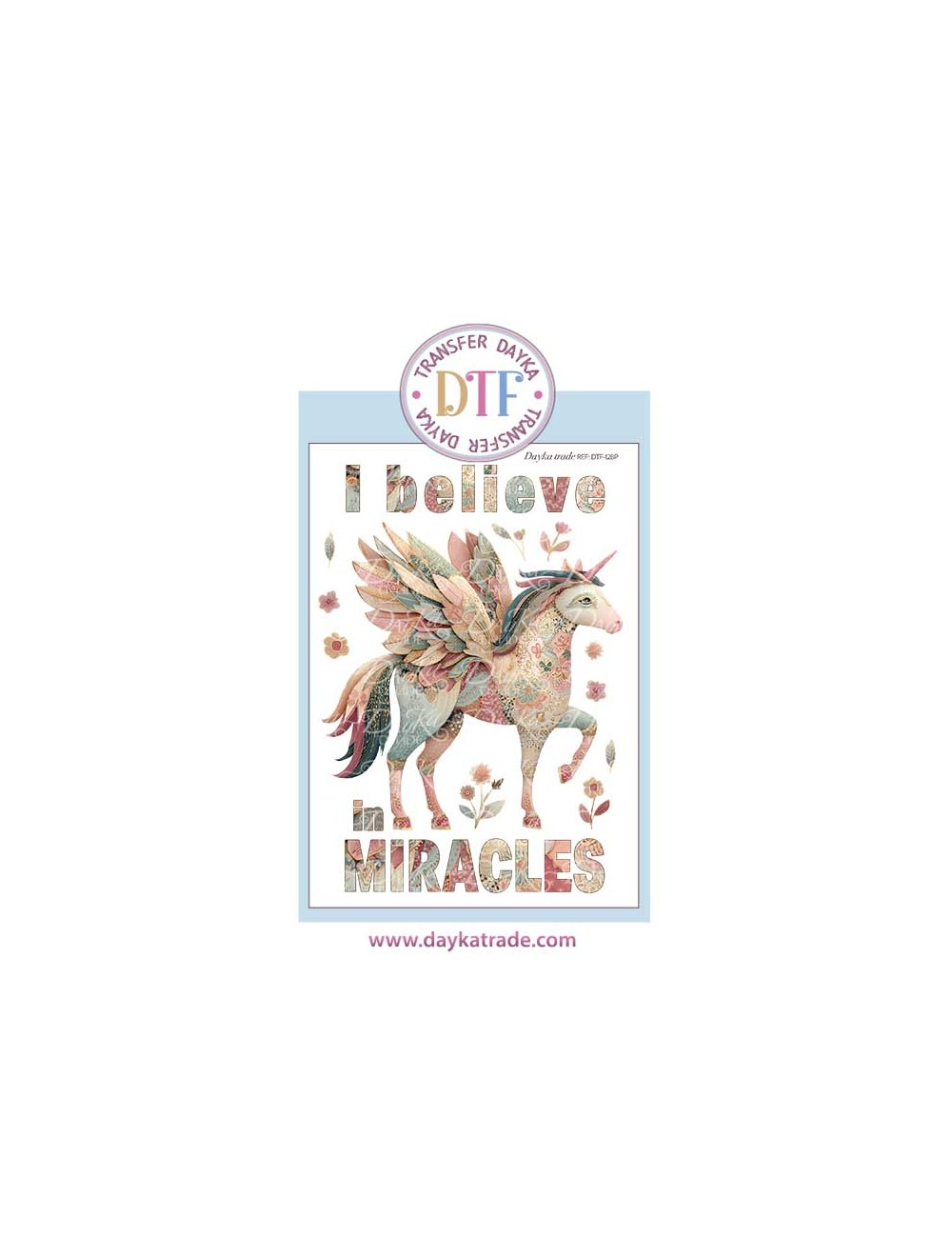 Trasferencia textil con dibujo de unicorino alado y texto " I belive on miracles"