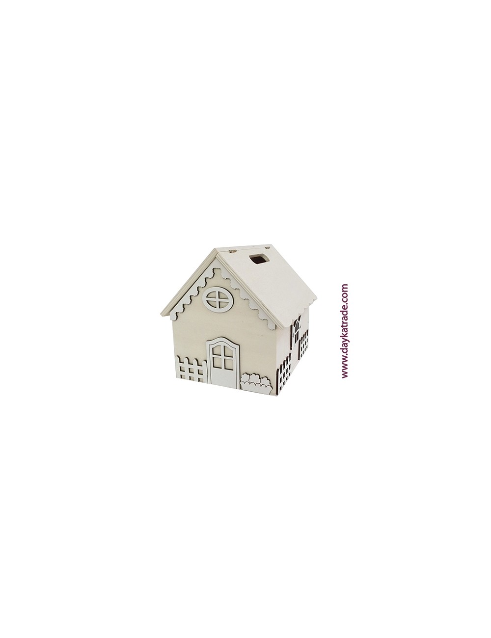 Casita de madera con elementos decorativos