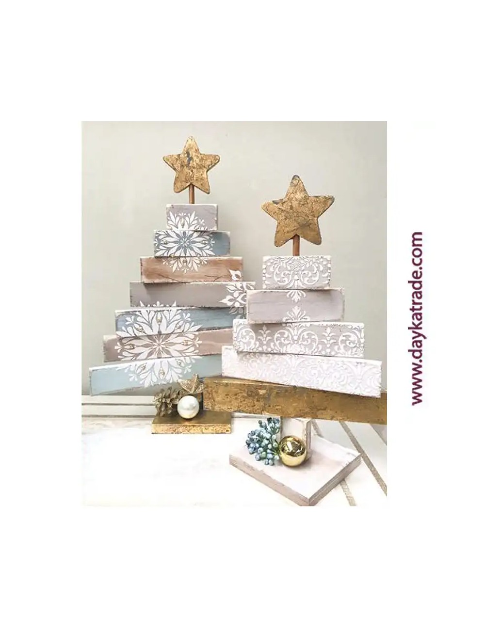 Árbol De Navidad De Madera Con Estrella