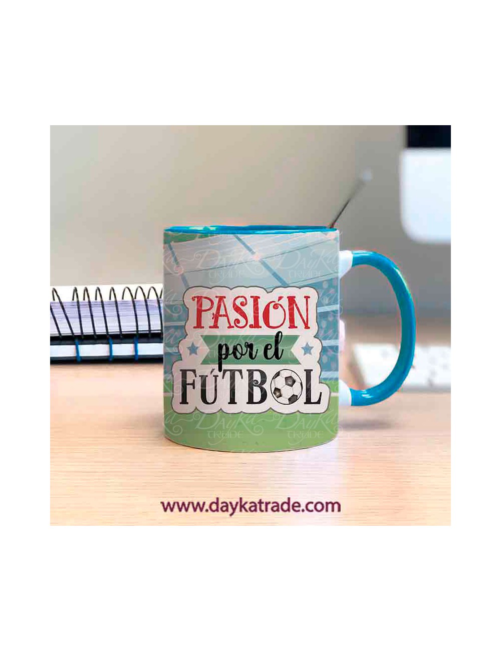 Taza pintada pasión por el fútbol