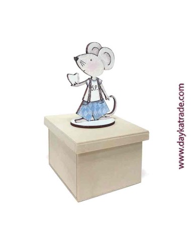 Caja con figura pintada d de  ratón pérez con peana